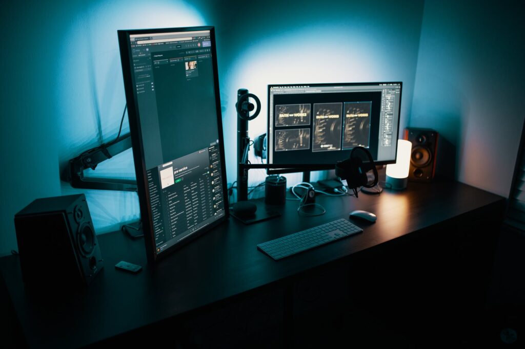 blue-computer-setup-1.jpeg