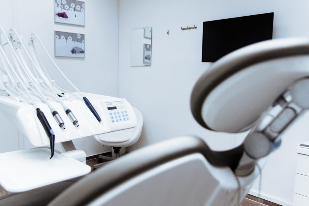 dental-chair-and-tools-2.jpg